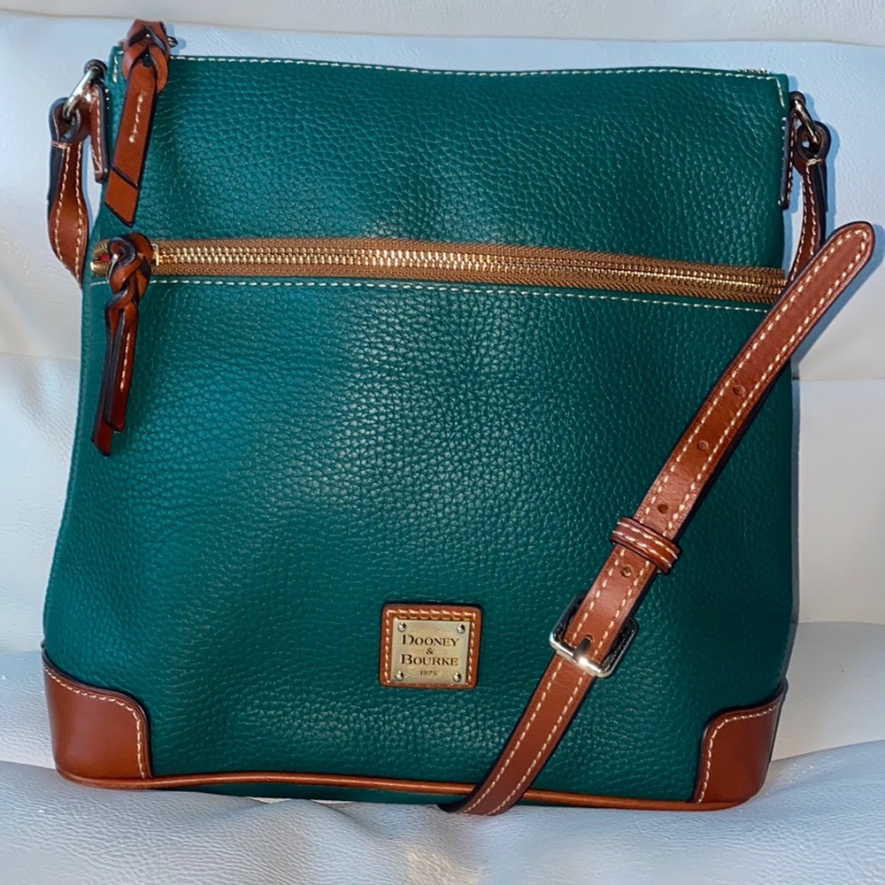 Dooney and bourke crossbody